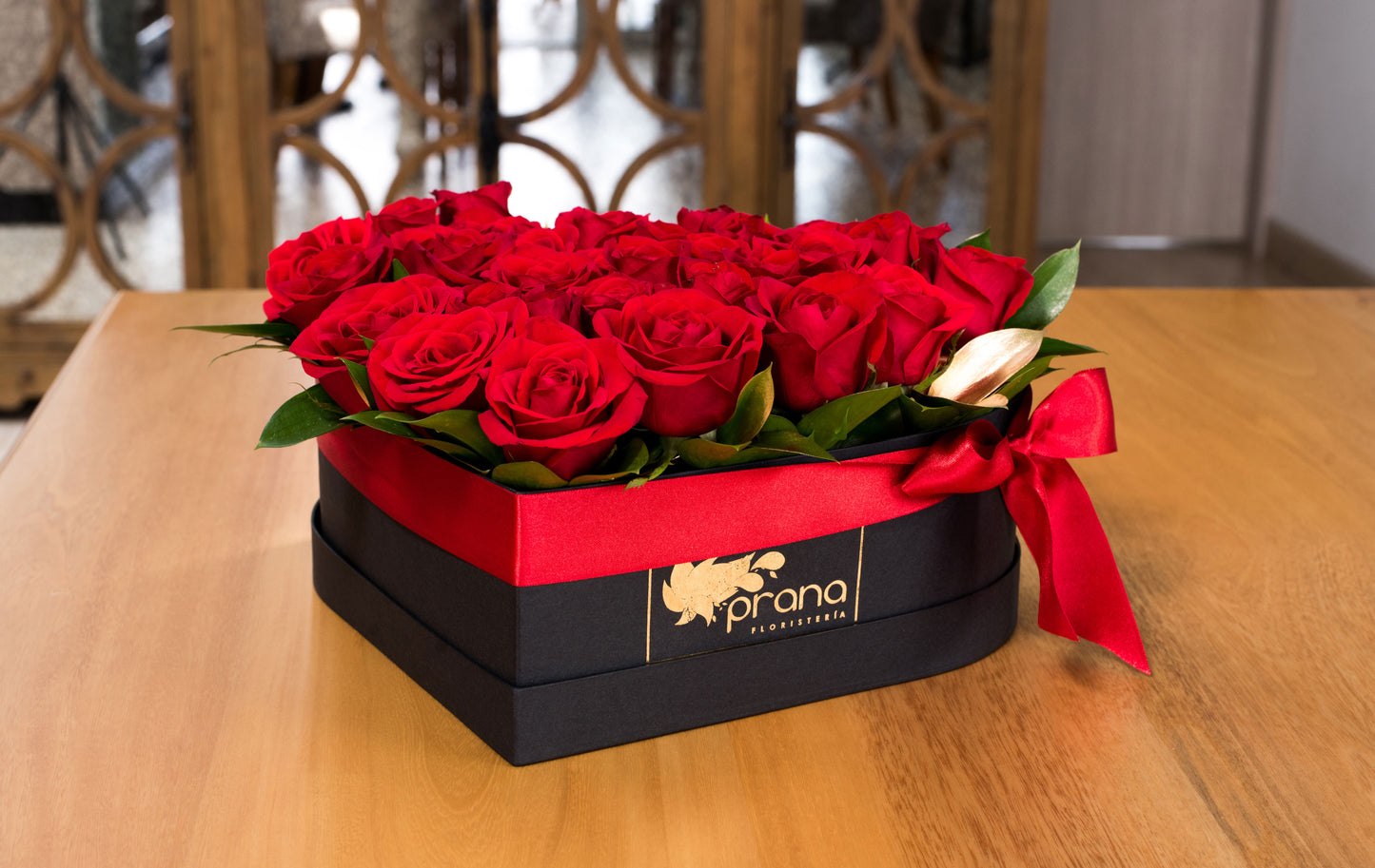 Arreglo floral caja corazón grande