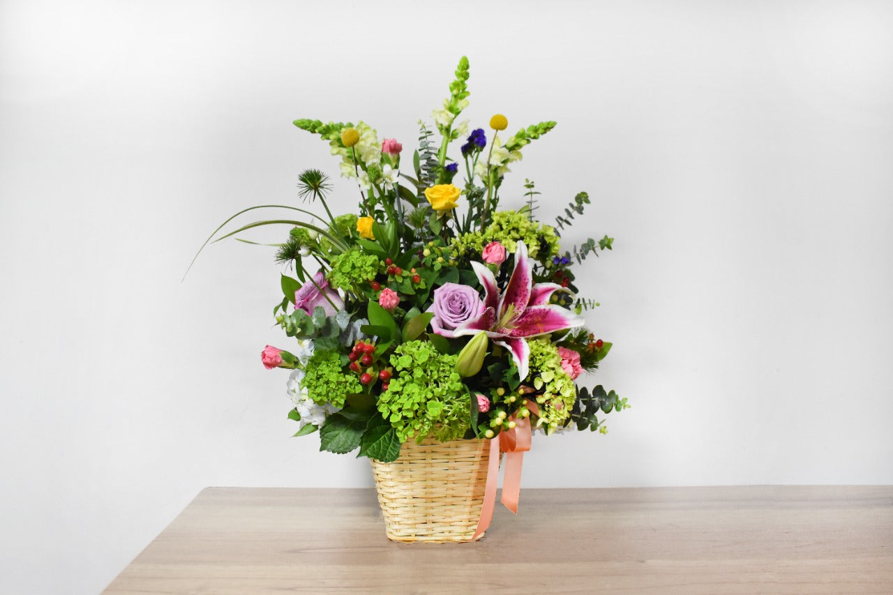 Canasta de flores para el Día de la Madre